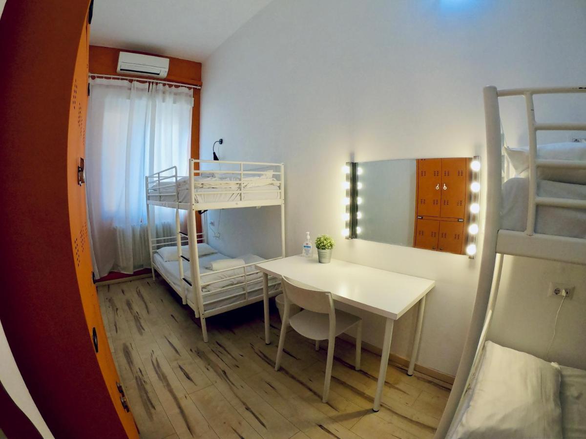 Hostel Queen *
